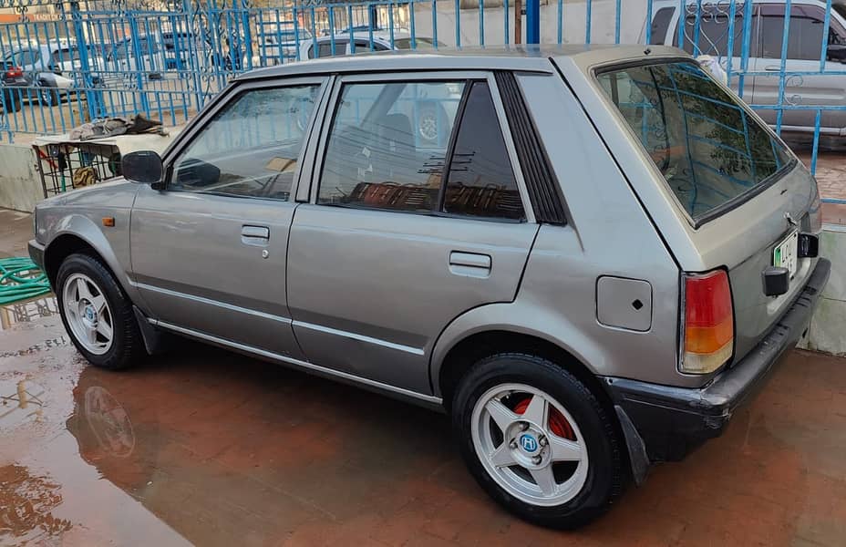 Daihatsu Charade 1985 2