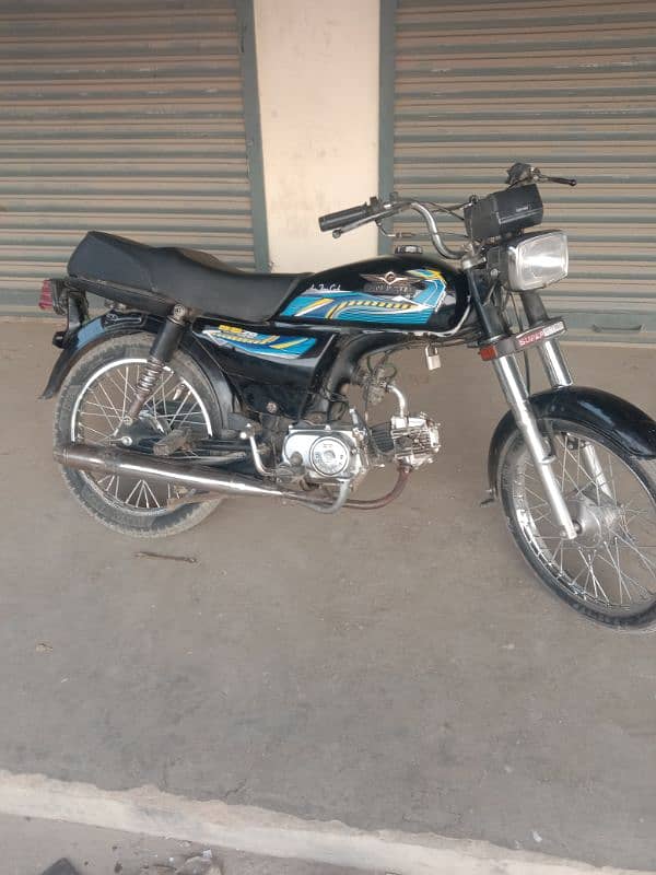 bike for sale Super star  abhi banwai hai engine seld hai or sun h 0