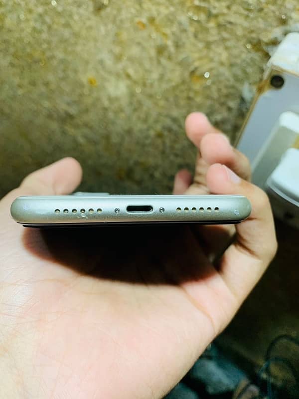 Iphone 11 non pta 64 gb for sale 1