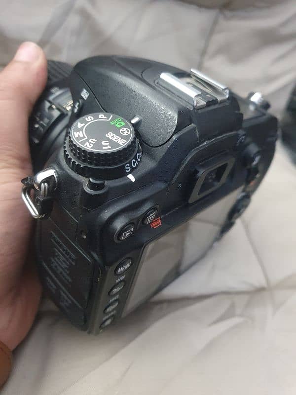 Nikon D7000 with 18-55mm 6