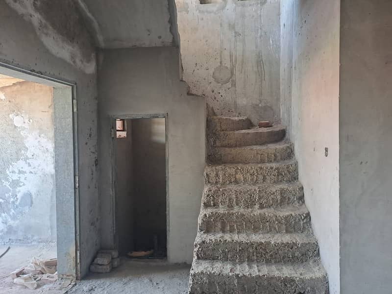 5 Marla Grey Structure House For Sale Totally Developed And First Block Phase 2 Bahria Orchard 3