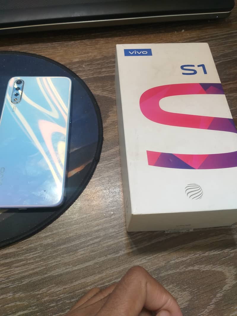 Vivo S1 8