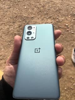 OnePlus 9 Pro / 12-256gb (With Charger)