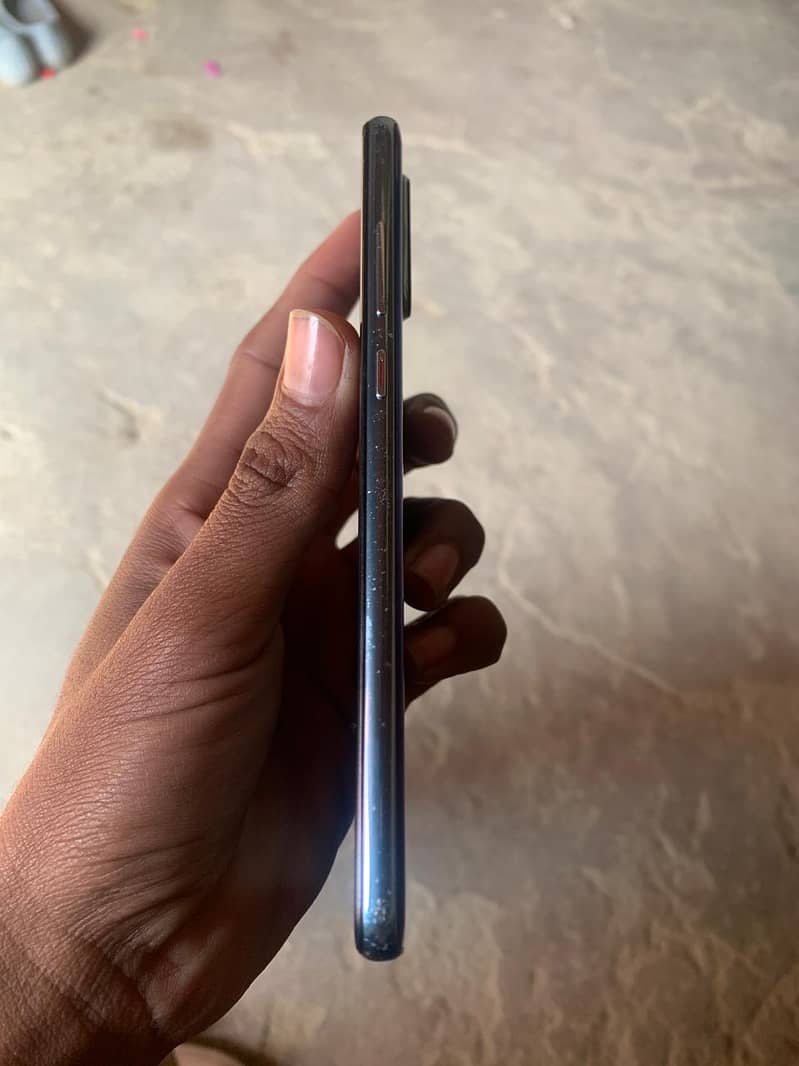 Huawei p30 all okay storage 6/128 exchange 3