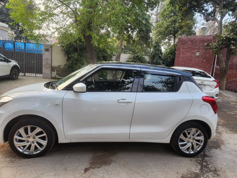 Suzuki Swift Gl cvt 2022 1