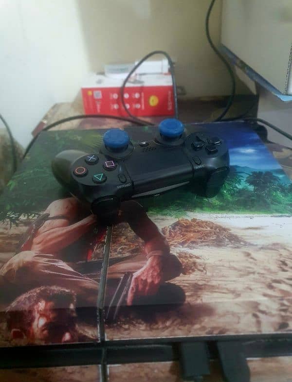 PS4 (Excellent Condition) +Box+Controller+HDMI+Power & USB Cable 3