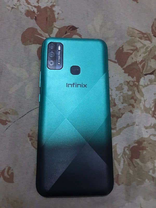 Infinix hot 9 play 2/32 1