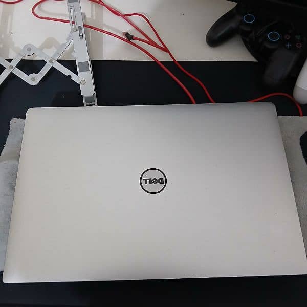 Dell Precision 5510 laptop 0