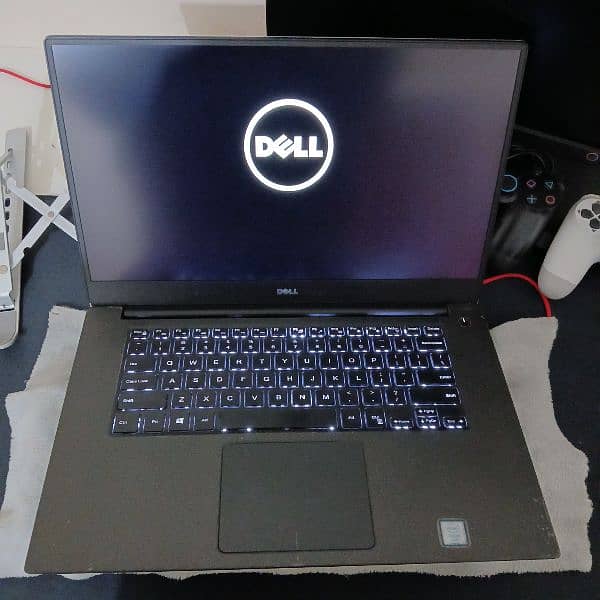 Dell Precision 5510 laptop 1