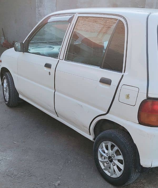 Daihatsu Cuore 2006 5