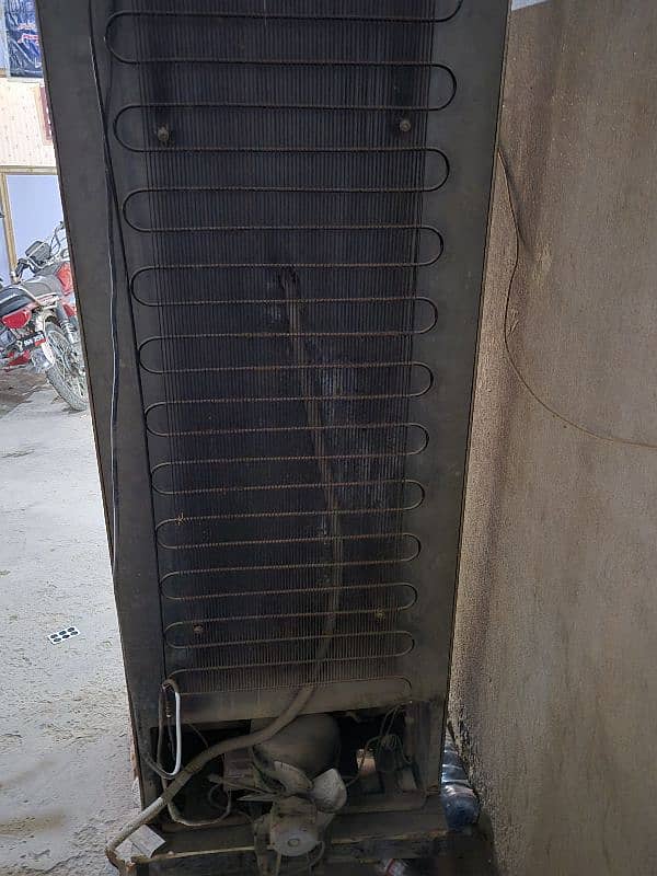 old fridge for sale 0