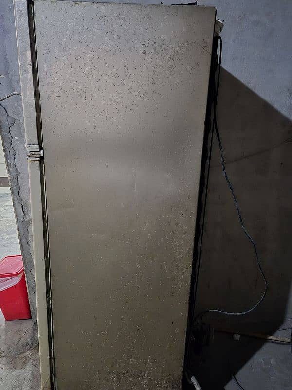 old fridge for sale 1