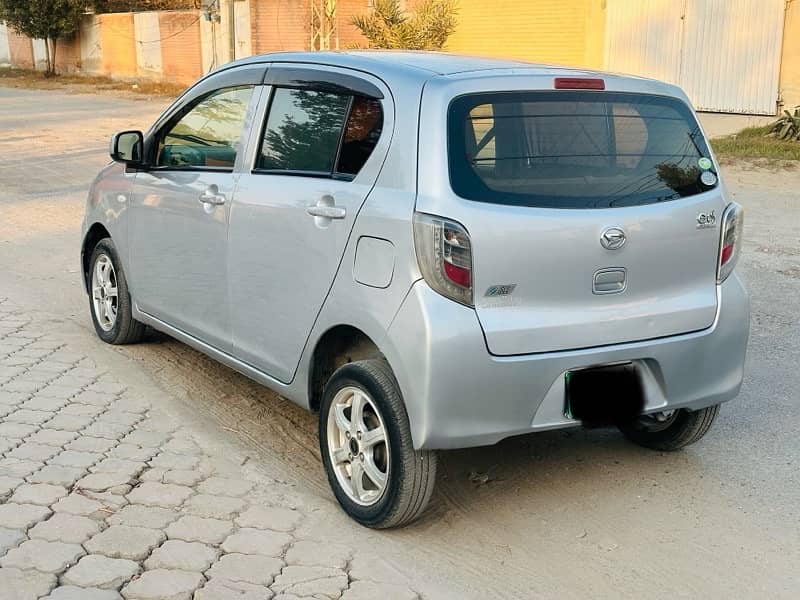 Daihatsu Mira 2013 2