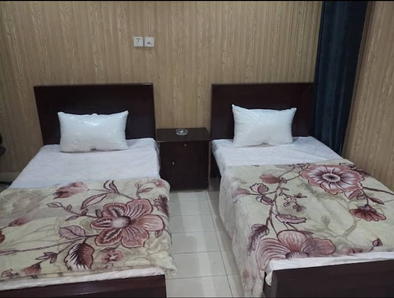 single bed room 2500 & double bed 3500 &weekly room available 0