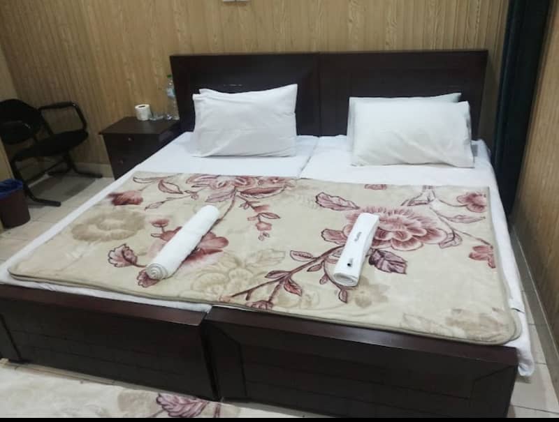 single bed room 2500 & double bed 3500 &weekly room available 2