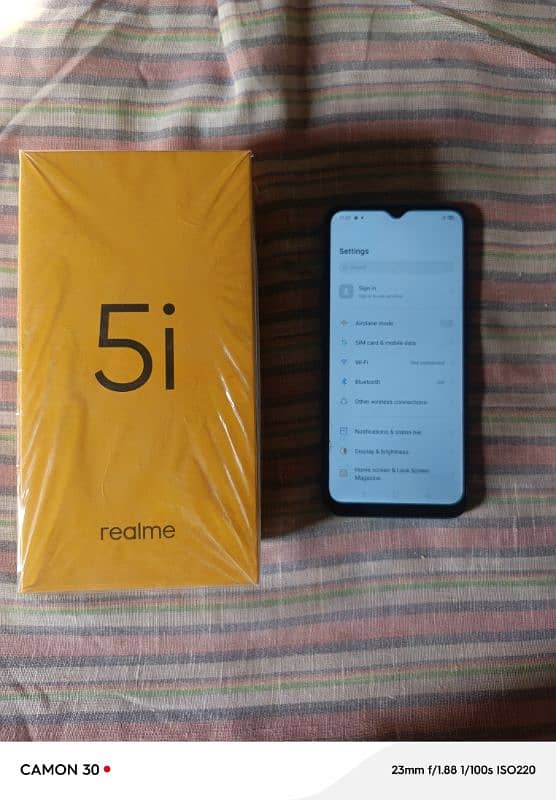 Realme 5i 4/64 1