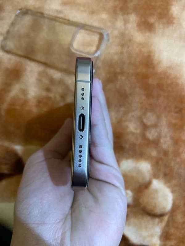 iphone 16 pro 256 gb jv desert titanium 5