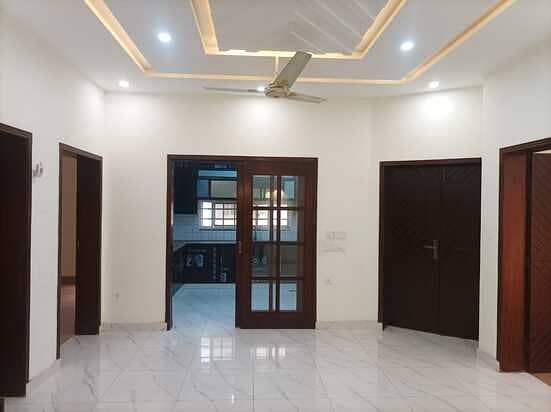 10 Marla Upper Portion Available For Rent In Bahria Orchard Raiwind Road Lahore 2