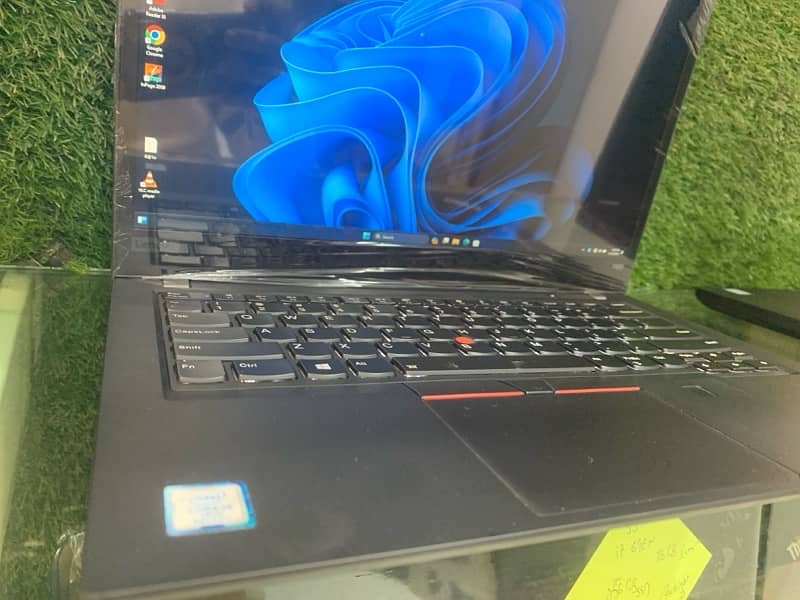 LENOVO T490 i5 8gen (touch) 3