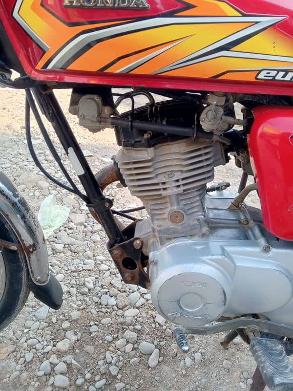 Honda 125 Karachi number 3