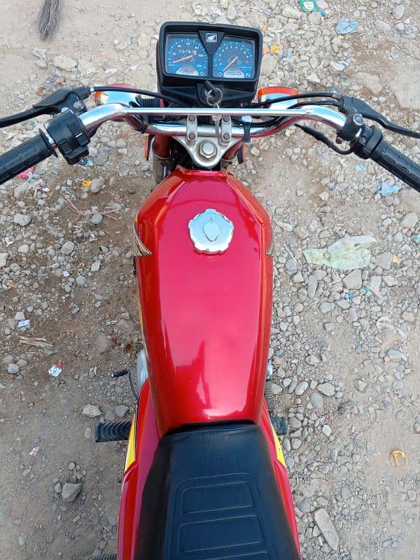 Honda 125 Karachi number 12