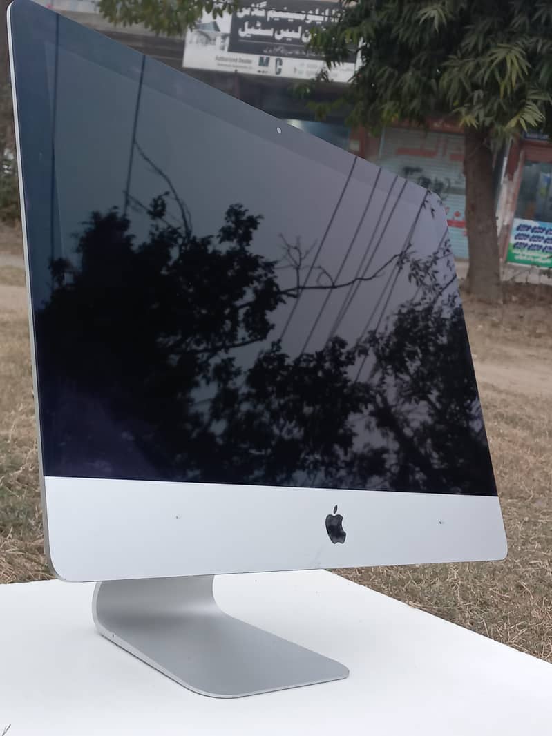 iMac 2015 late 4k Ratina Display 16Gb Ram ok condition 10