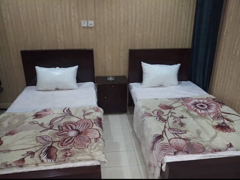 single bed room 2500 & double bed 3500 &weekly room available 4