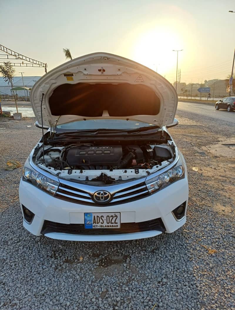 Toyota Altis Grande 2017 12