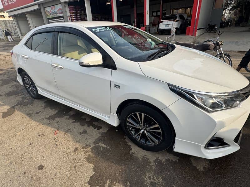 Toyota Corolla Altis 2018 3