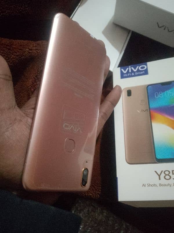 Vivo Y85 4GB 64GB with box 6