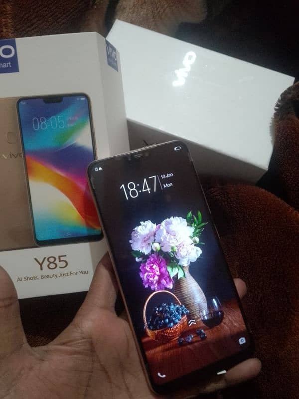 Vivo Y85 4GB 64GB with box 8