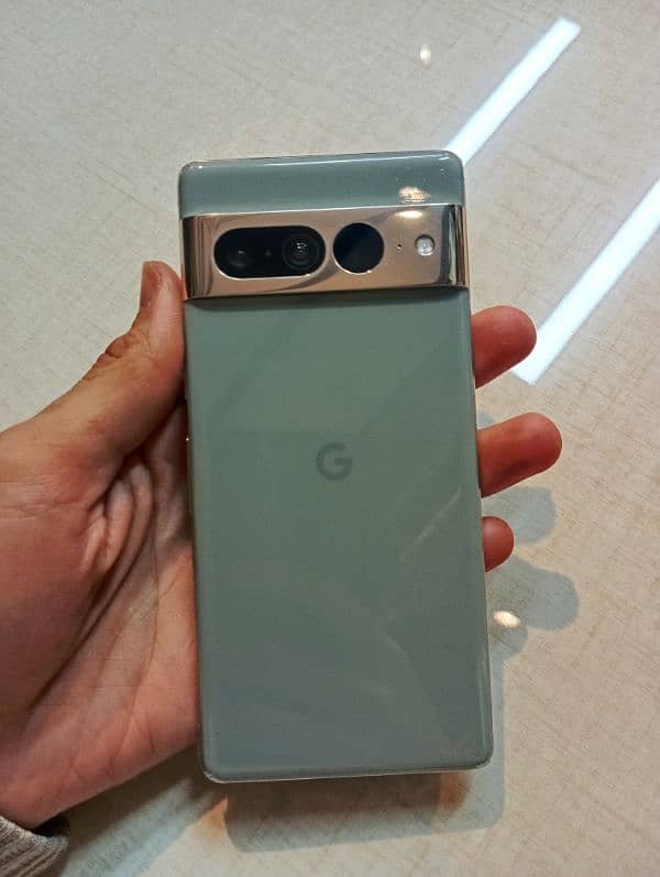 Googl pixel 7 pro 0