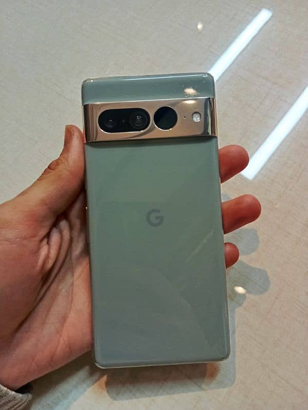 Googl pixel 7 pro 1