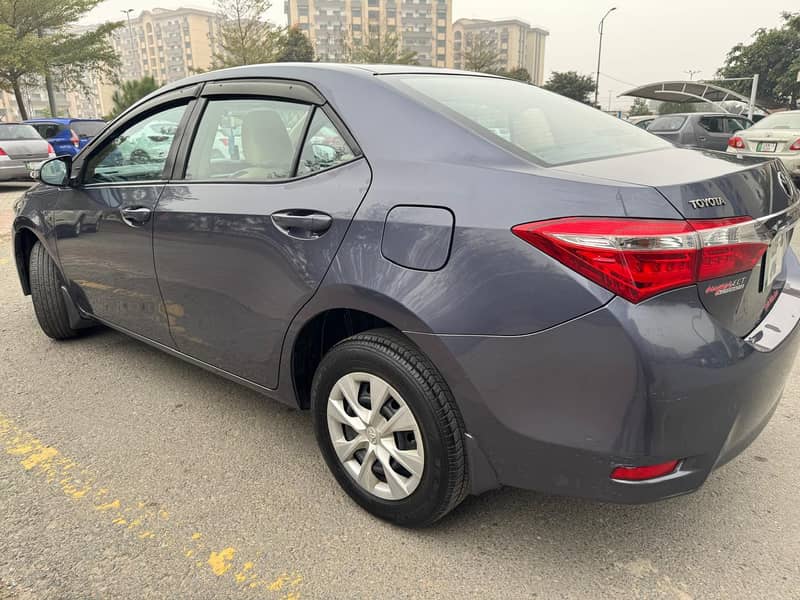 Toyota Corolla GLI 2016 14