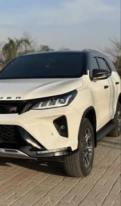 Toyota Fortuner Legender 2022