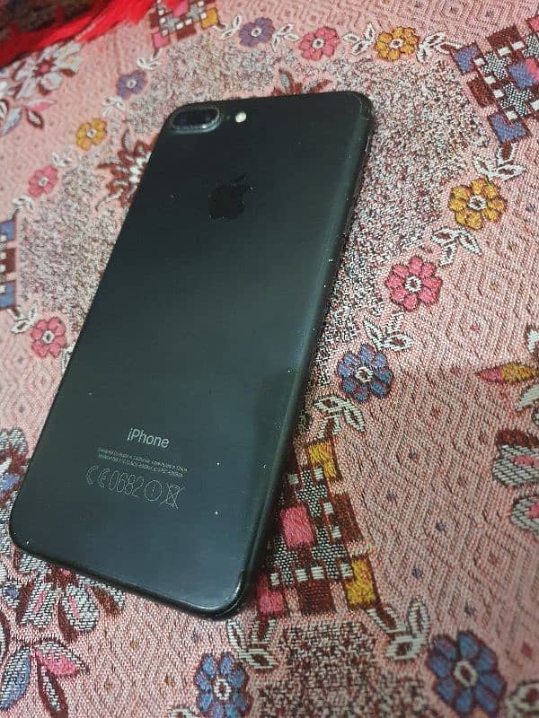 Iphone 7 Plus 128gb PTA Approved 1