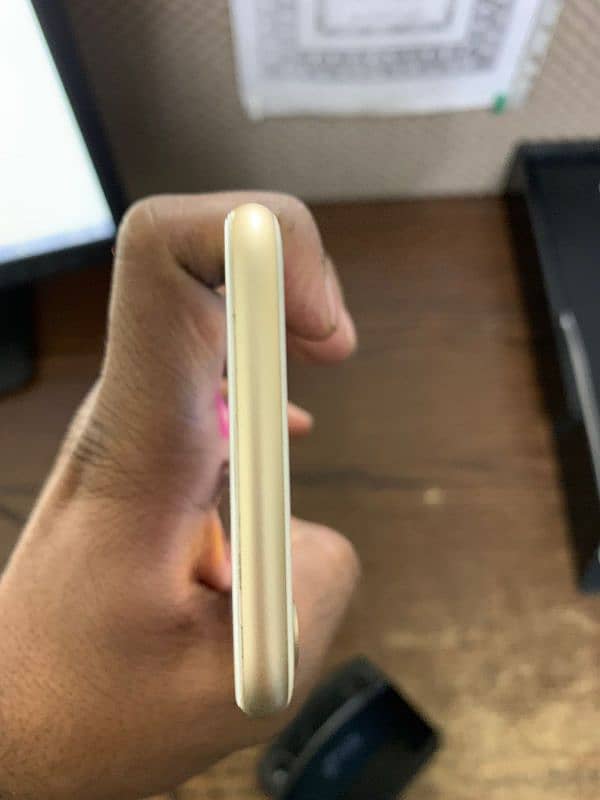 iphone 7 128 gb pta Approved 4