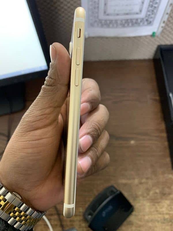 iphone 7 128 gb pta Approved 5