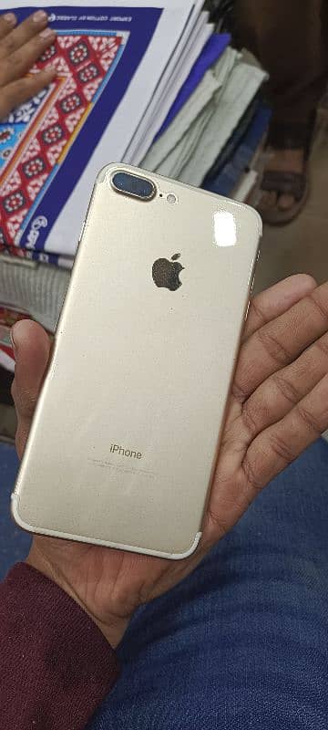 I phone 7plus urgent sale 3