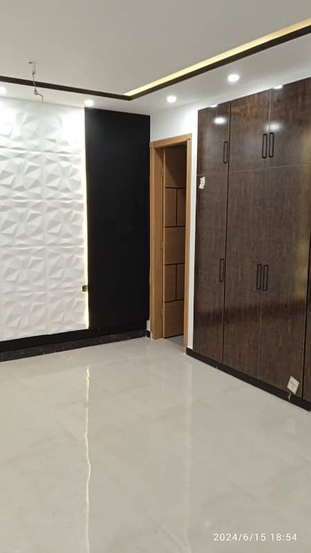 6 Marla portion for rent in shadab gardan near ferozpure road near markeet 3