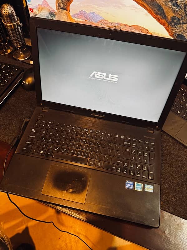 Asus Laptop core i3 4