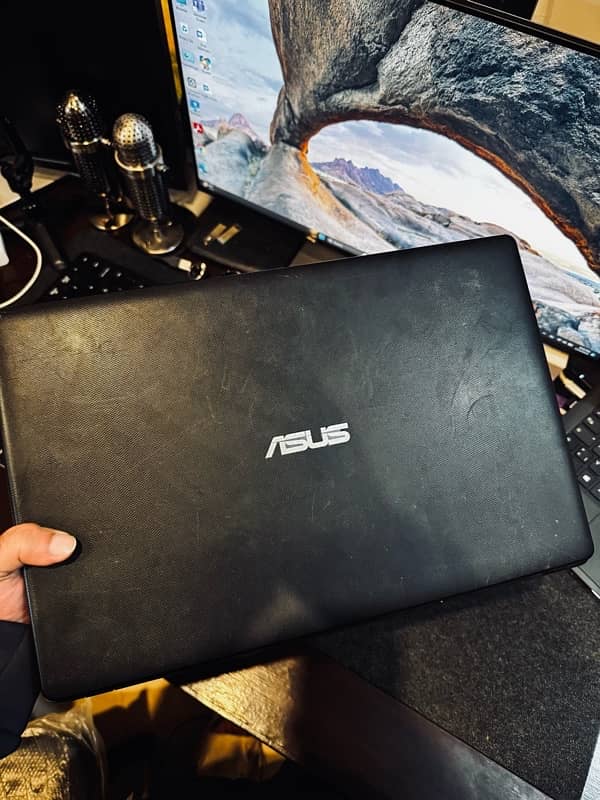 Asus Laptop core i3 10