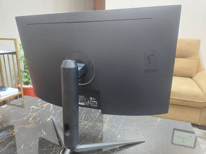 MSI 32 Inch Curved Gaming Monitor Optix AG321CR 3