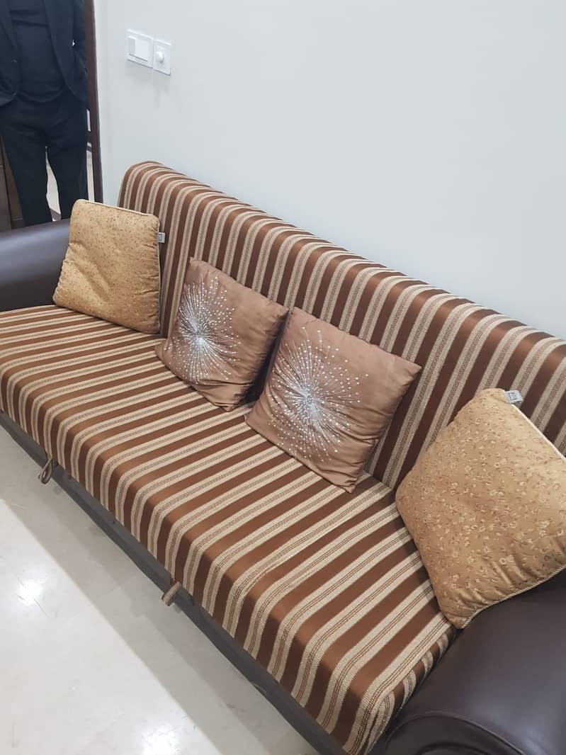 Sofa come bed in good condition for sale 0