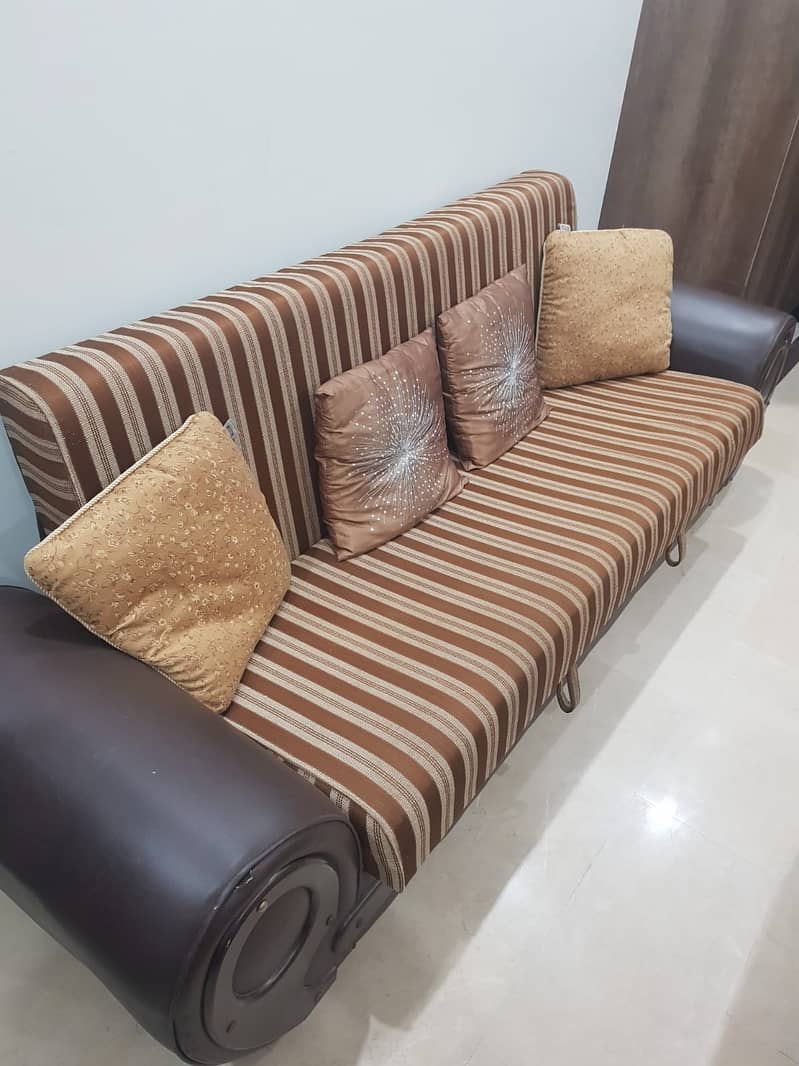 Sofa come bed in good condition for sale 3