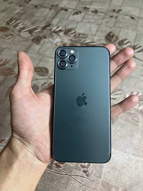 IPHONE 11 PRO MAX FACTORY UNLOCK 4