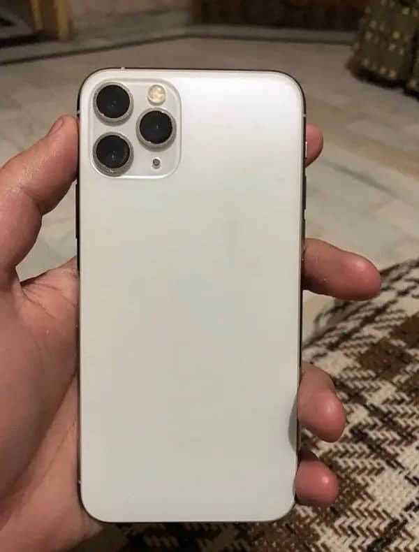 iphone 11 pro icloud locked 0