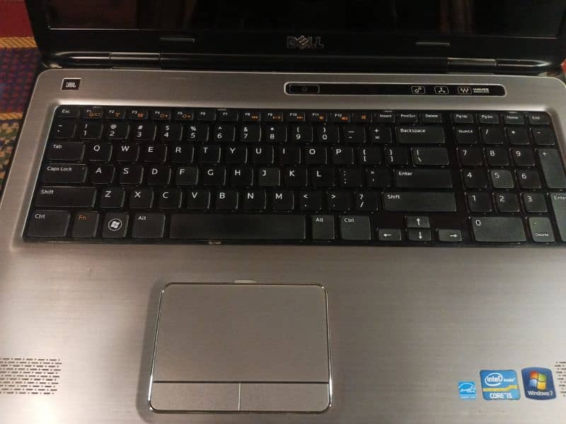 Dell XPS Laptop - Core i5 - Big in Size - Mint condition 3