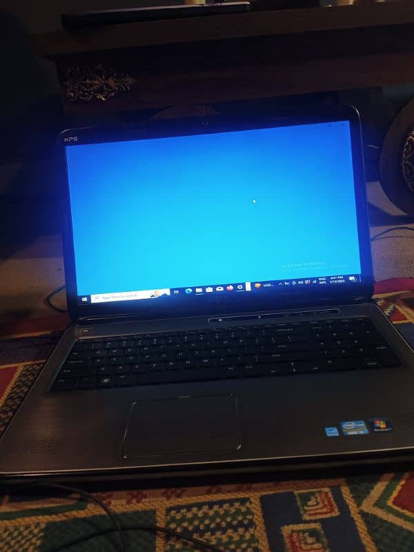 Dell XPS Laptop - Core i5 - Big in Size - Mint condition 5