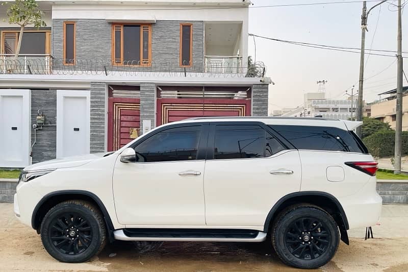 Toyota Fortuner Sigma 2021 2022 registered 2